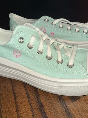 [Never Worn] - Converse Mint Green Low Top Sneakers with Pink Flower Accent